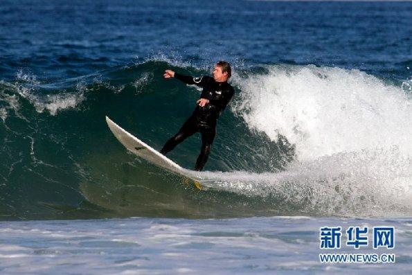 泰坦黎明